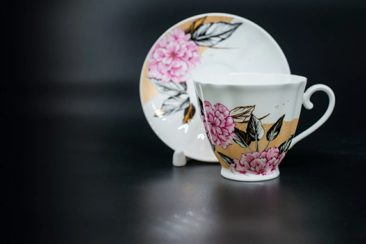 Блюдце Желтая Роза на форме Ветерок, арт 60.00210.00.1, 