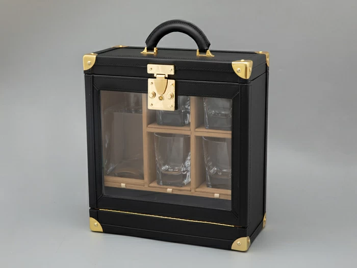 Подарочный набор Кожаный чемодан мини-бар Status черный  арт. 81.31188.00.1, 