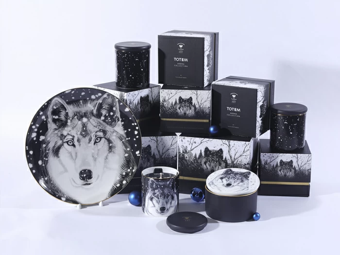 Свеча ароматическая в подарочной упаковке, рисунок Тотем. Волк аромат Тиковое дерево арт. 81.31596.00.1, 