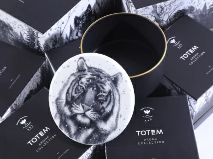 Свеча ароматическая в подарочной упаковке, рисунок Тотем.Тигр аромат Снежный Тигр арт. 81.30081.00.1, 