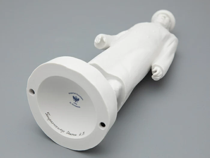 Скульптура Генералиссимус Сталин И.В., в подарочной упаковке, Белый бисквит, арт. 81.33452.00.1,  Скульптура Генералиссимус Сталин И.В., в подарочной упаковке, Белый бисквит, арт. 81.33452.00.1,