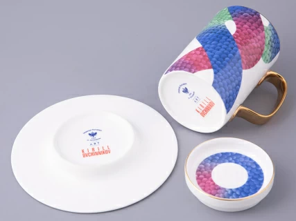 Подарочный набор Бокал с блюдцем и крышкой, форма top, рисунок Лунный змей, арт. 81.32798.00.1,  Подарочный набор Бокал с блюдцем и крышкой, форма top, рисунок Лунный змей, арт. 81.32798.00.1,