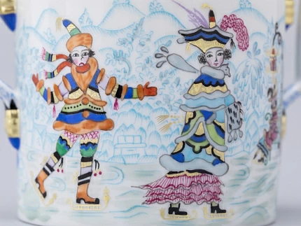 Сервиз чайный форма Гербовая рисунок Зимние забавы, 4 персоны 10 предметов арт. 81.20899.00.1 Сервиз чайный форма Гербовая рисунок Зимние забавы, 4 персоны 10 предметов арт. 81.20899.00.1