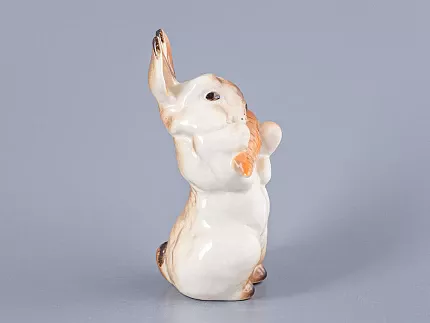 Скульптура Заяц с морковкой № 1 арт. 82.01962.00.1