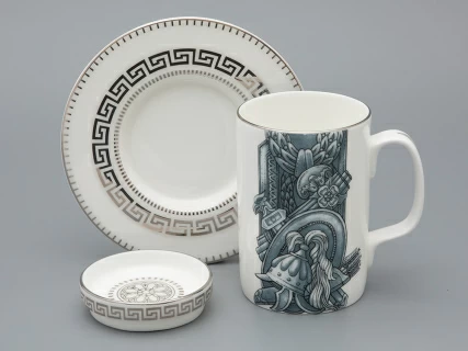 Подарочный набор Бокал с блюдцем и крышкой форма Топ рисунок Слава Веков платина, арт. 81.33063.00.1, 