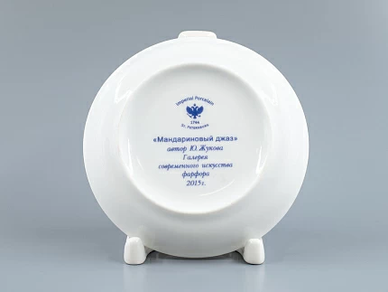 Декоративная тарелка 110 мм, форма Европейская, рисунок Трио. Труба, арт 80.84068.00.1