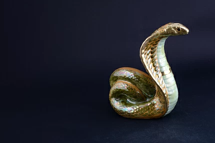 Кобра Золотая змейка, арт 62.16151.00.1 Кобра Золотая змейка, арт 62.16151.00.1