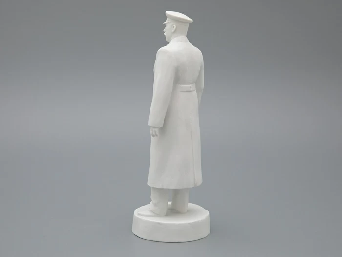 Скульптура Генералиссимус Сталин И.В., в подарочной упаковке, Белый бисквит, арт. 81.33452.00.1,  Скульптура Генералиссимус Сталин И.В., в подарочной упаковке, Белый бисквит, арт. 81.33452.00.1,