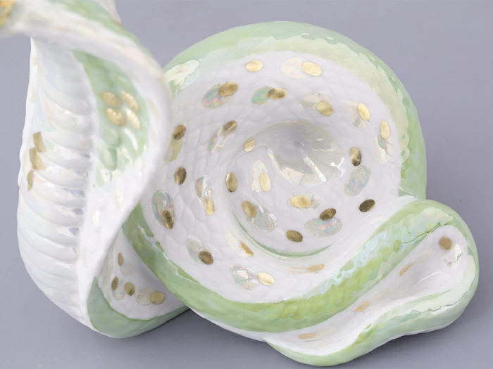 Скульптура форма Кобра в подарочной упаковке, большой размер, рисунок Зеленая кобра, арт. 81.32809.00.1, 