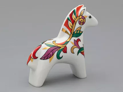 Скульптура форма Лошадь рисунок Красная арт 82.04520.00.1