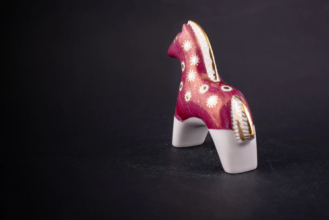 Скульптура Лошадь Вишневая, арт 62.21211.00.1, 