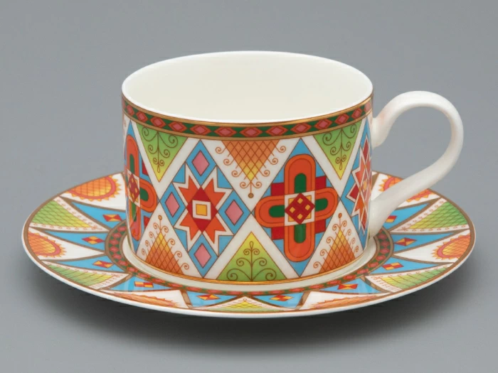 Чашка с блюдцем 250 мл форма Премиум, рисунок Петушки-гребешки, арт 81.33559.00.1, 