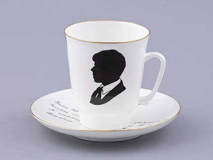 Чашка с блюдцем 165 мл форма Майская, рисунок Русские писатели Есенин, арт. 81.32604.00.1 Чашка с блюдцем 165 мл форма Майская, рисунок Русские писатели Есенин, арт. 81.32604.00.1