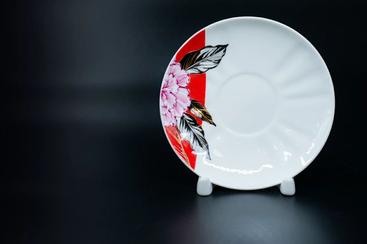 Чашка с блюдцем Красная Роза, на форме Гвоздика, арт 61.20991.00.1, 