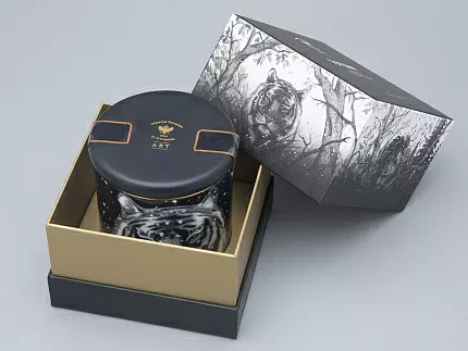 Свеча ароматическая в подарочной упаковке, рисунок Тотем.Тигр аромат Снежный Тигр арт. 81.30081.00.1