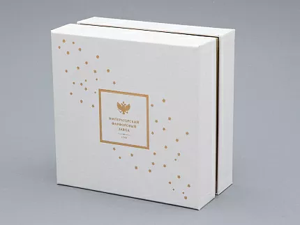 Свеча ароматическая в подарочной упаковке, форма Идиллия рисунок Календа аромат Зимний лес, арт. 81.33153.00.1