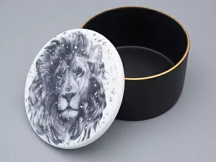 Шкатулка в подарочной упаковке, форма Идиллия, рисунок Тотем. Лев арт. 81.31592.00.1