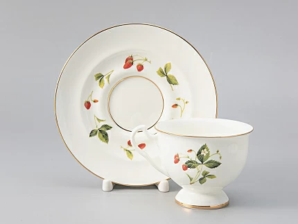 Сервиз чайный форма Айседора рисунок Цветы и ягоды, 6 персон 14 предметов, арт. 81.27538.00.1