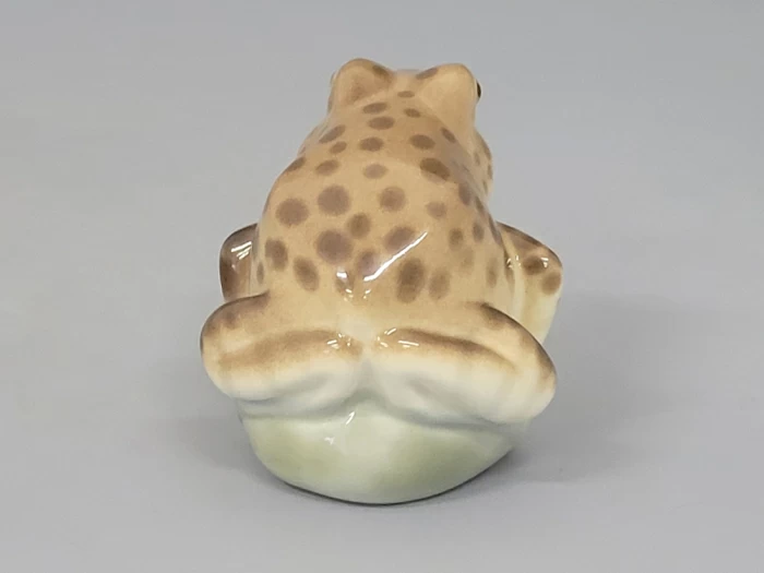 Скульптура Лягушка прудовая коричневая арт. 82.63684.00.1,  Скульптура Лягушка прудовая коричневая арт. 82.63684.00.1,