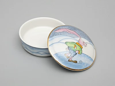 Туалетная коробочка форма Круглая рисунок Зима. Заяц арт. 81.31060.00.1