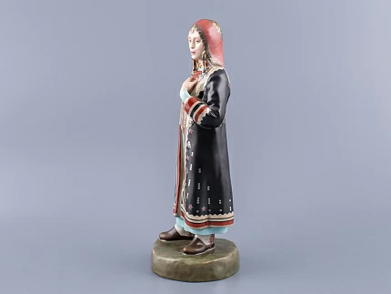 Скульптура Народности России малого размера, Башкирка, арт 82.99369.00.1