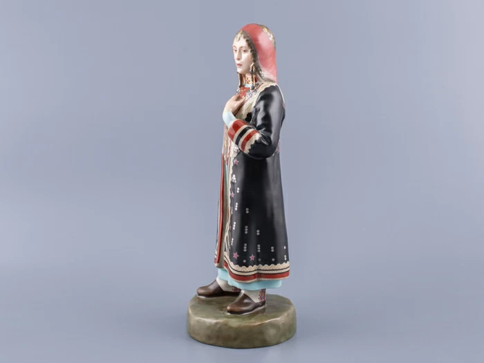 Скульптура Народности России малого размера, Башкирка, арт 82.99369.00.1, 