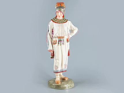 Скульптура Народности России Мордовка племени мокша арт. 82.66477.00.1