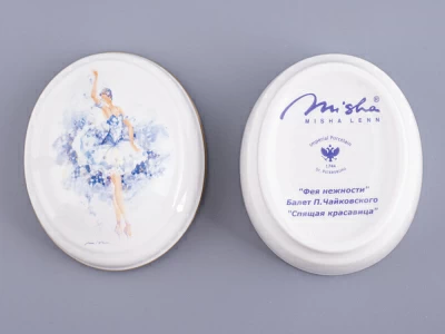 Туалетная коробочка форма Овальная рисунок Фея нежности арт. 80.86399.00.1