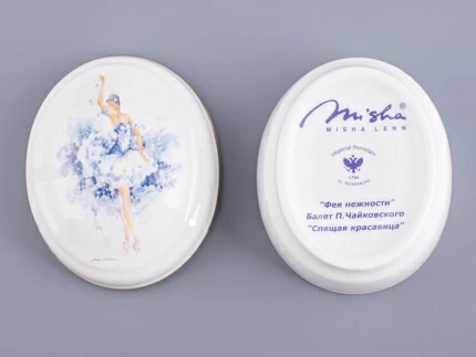 Туалетная коробочка форма Овальная рисунок Фея нежности арт. 80.86399.00.1 Туалетная коробочка форма Овальная рисунок Фея нежности арт. 80.86399.00.1