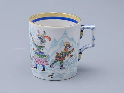 Сервиз чайный форма Гербовая рисунок Зимние забавы, 4 персоны 10 предметов арт. 81.20899.00.1 Сервиз чайный форма Гербовая рисунок Зимние забавы, 4 персоны 10 предметов арт. 81.20899.00.1