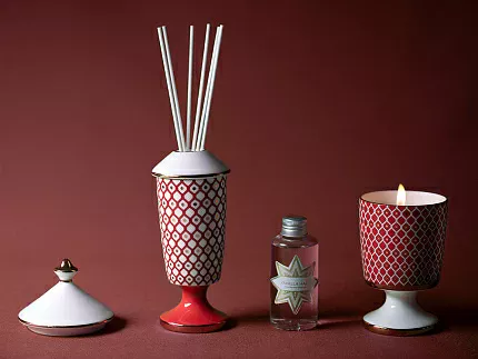 Подарочный Набор Свеча ароматическая рисунок Скарлетт 2 аромат Ванильная дымка, арт. 81.30078.00.1