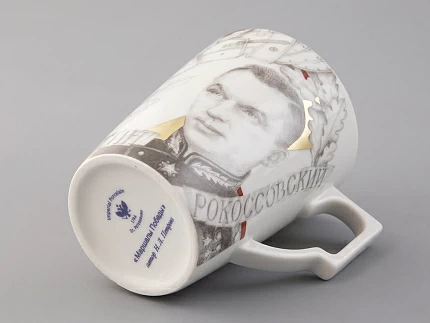 Бокал с блюдцем в подарочной упаковке, форма Гранд, рисунок Маршалы победы Константин Рокоссовский, арт. 81.33244.00.1 Бокал с блюдцем в подарочной упаковке, форма Гранд, рисунок Маршалы победы Константин Рокоссовский, арт. 81.33244.00.1