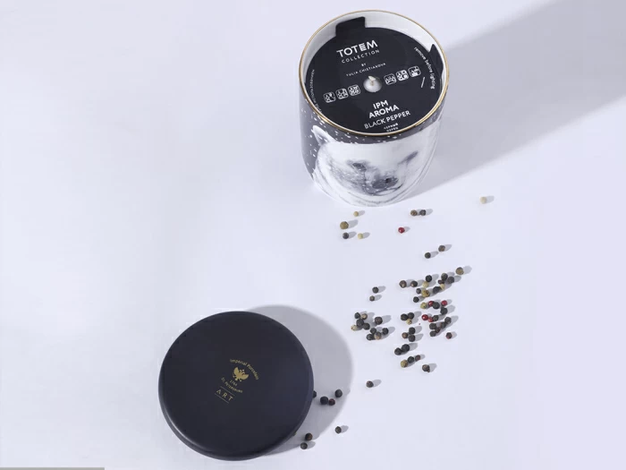 Свеча ароматическая в подарочной упаковке, рисунок Тотем. Медведь аромат Черный перец арт. 81.31597.00.1, 