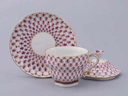 Чашка с блюдцем и крышкой форма Подарочная-2 рисунок Сетка-Блюз 2 арт. 81.26643.00.1, 