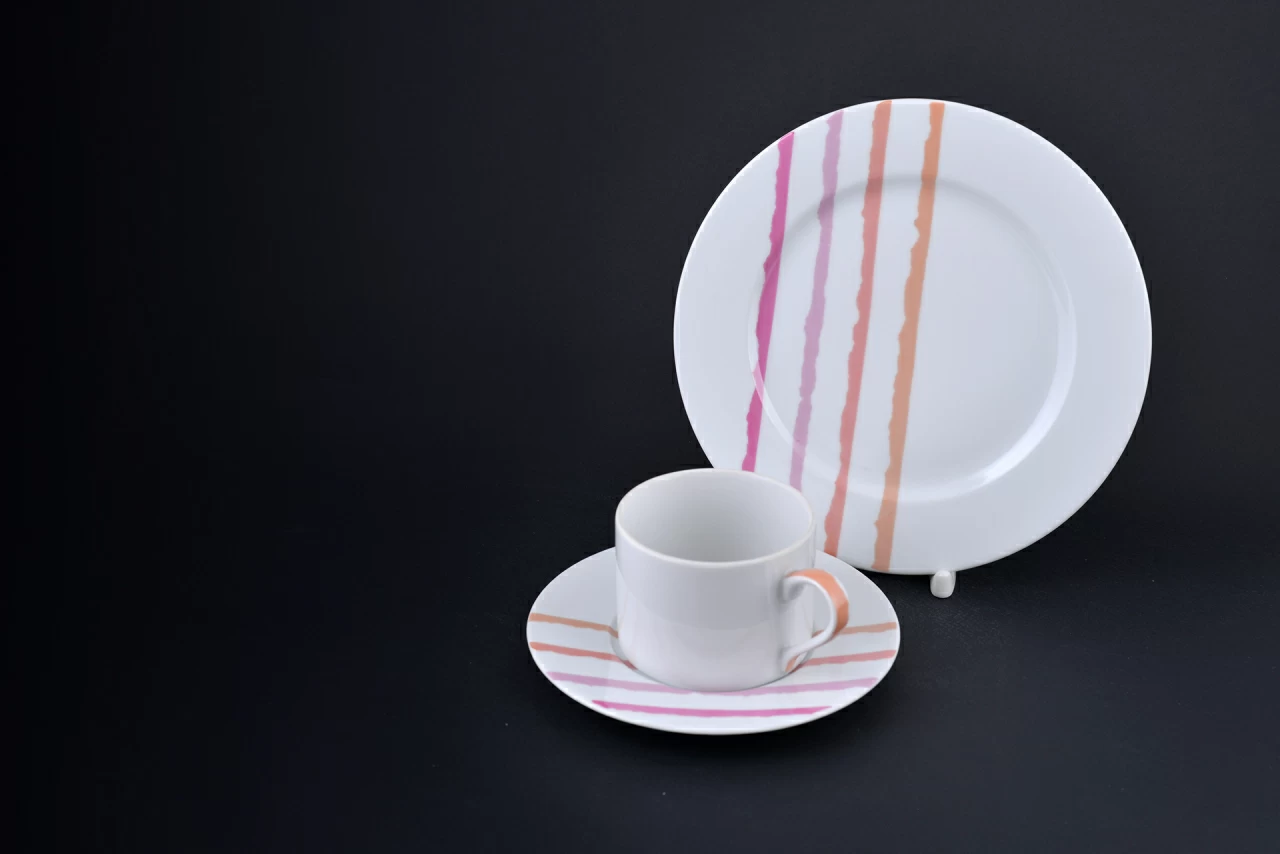 Тарелка 215 мм, Апрель, на форме Европейская 2, арт 60.13080.00.1, 