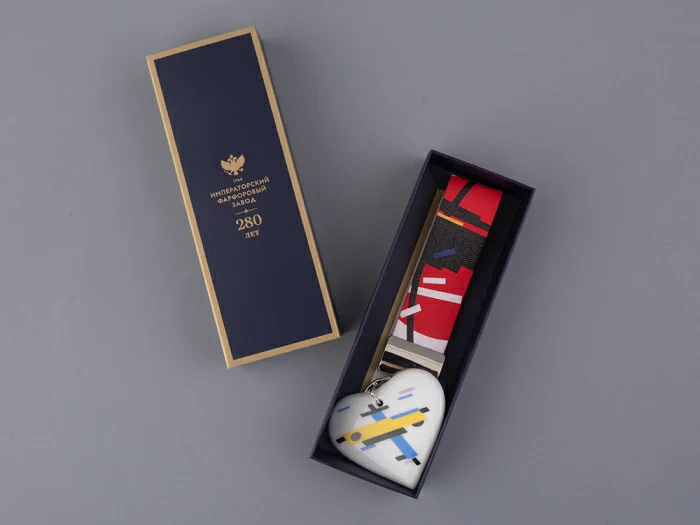 Брелок подвеска в подарочной упаковке, форма Сердечко 2, рисунок Супремы, арт 81.33238.00.1, 