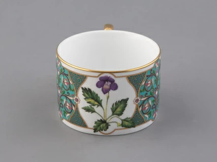 Чашка с блюдцем 250 мл в подарочной упаковке форма Соло, рисунок, Фиалка надрезанная, арт. 81.32656.00.1,  Чашка с блюдцем 250 мл в подарочной упаковке форма Соло, рисунок, Фиалка надрезанная, арт. 81.32656.00.1,