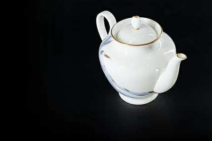 Чайник заварочный Любимые цветы модерна на форме Весенняя, арт 60.14788.00.1