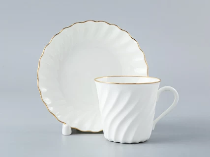 Чашка с блюдцем кофейная 155 мл форма Витая рисунок Золотой кантик арт. 81.13928.00.1, 