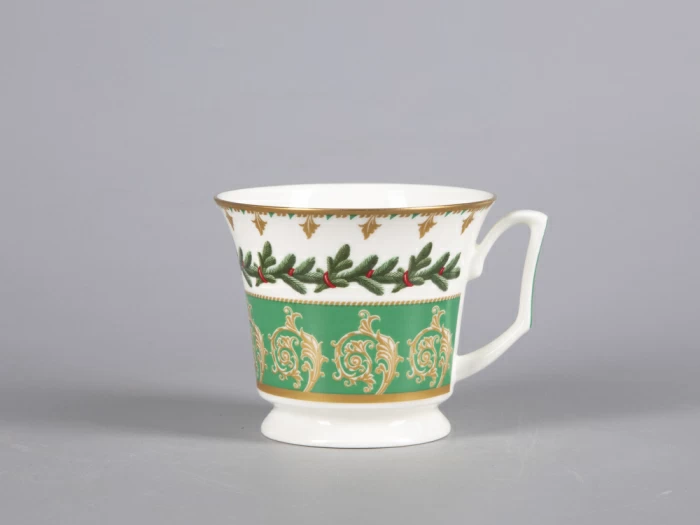 Чашка с блюдцем чайная 210 мл форма Юлия рисунок Еловые веточки арт. 81.30700.00.1, 