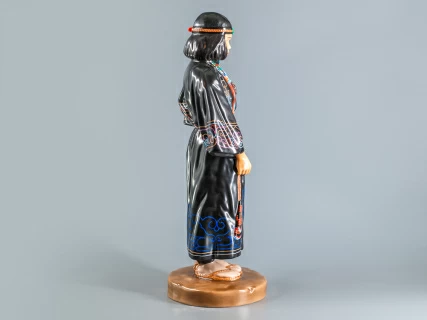 Скульптура Народности России, Айнка, арт 82.93082.00.1, 