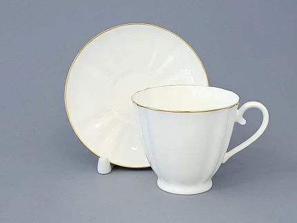 Чашка с блюдцем чайная 200 мл форма Гвоздика рисунок Золотой кантик арт. 81.13929.00.1 Чашка с блюдцем чайная 200 мл форма Гвоздика рисунок Золотой кантик арт. 81.13929.00.1