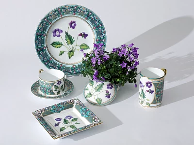 Тарелка декоративная в подарочной упаковке 270 мм, форма Европейская, рисунок Фиалка надрезанная, арт. 81.32669.00.1 Тарелка декоративная в подарочной упаковке 270 мм, форма Европейская, рисунок Фиалка надрезанная, арт. 81.32669.00.1