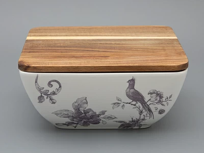 Салатник большого размера с деревянной крышкой форма Стандартная, рисунок Monplaisir Violet в упаковке арт 42.00063.00.1