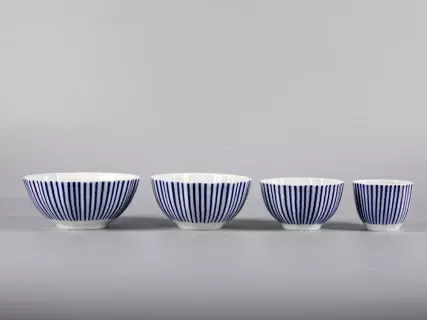 Четырех-предметный комплект Салатников, форма Тюльпан рисунок Французик, арт. 81.30806.00.1, 