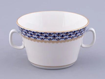 Чашка с блюдцем для бульона Молодежная Кобальтовая сетка арт. 81.13919.00.1 Чашка с блюдцем для бульона Молодежная Кобальтовая сетка арт. 81.13919.00.1