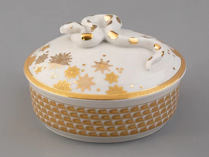 Туалетная коробочка форма Круглая. Змея, рисунок Золотая змейка, арт. 80.48226.00.1 Туалетная коробочка форма Круглая. Змея, рисунок Золотая змейка, арт. 80.48226.00.1