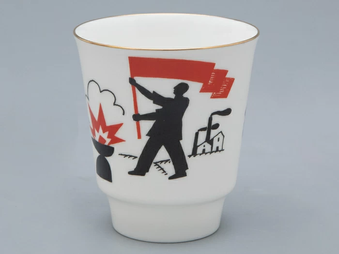 Чашка с блюдцем 165 мл форма Майская рисунок Русские писатели Маяковский, арт. 81.32128.00.1, 