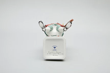 Скульптура Солдат и Венера Петровская Ассамблея арт. 82.51223.00.1 Скульптура Солдат и Венера Петровская Ассамблея арт. 82.51223.00.1