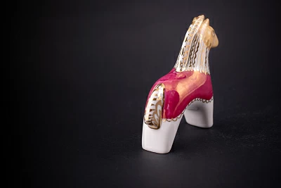 Скульптура на форме Лошадь, Клубничный абрикос, арт 62.21208.00.1